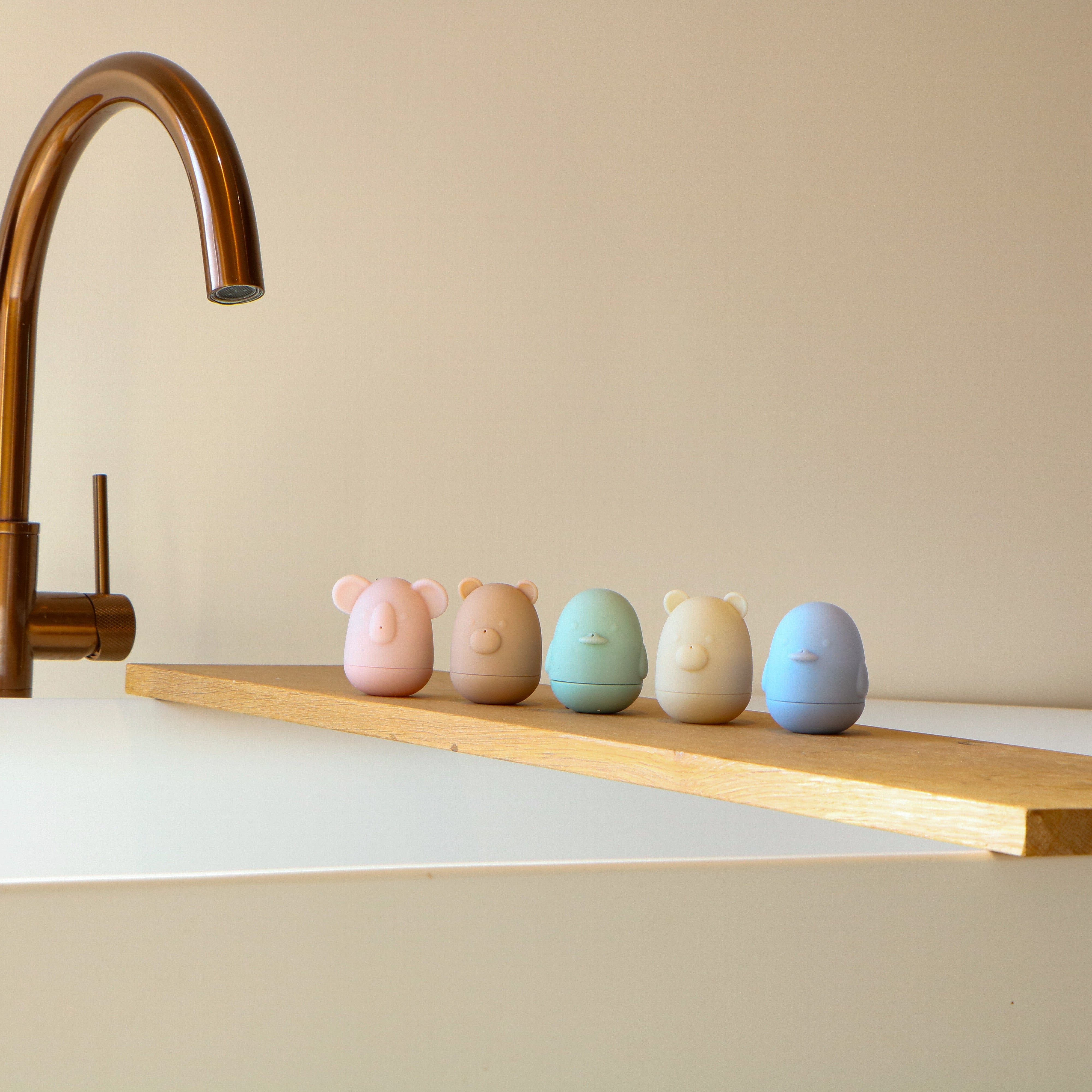 5-Piece Bath Toy Set with Thermometer